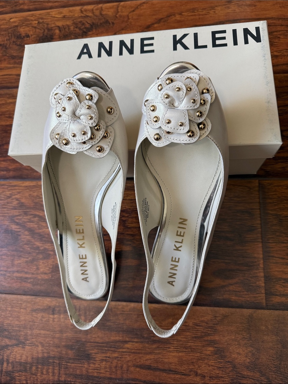 Anne Klein White Floral Slingback Mules with Gold Stud Accents
